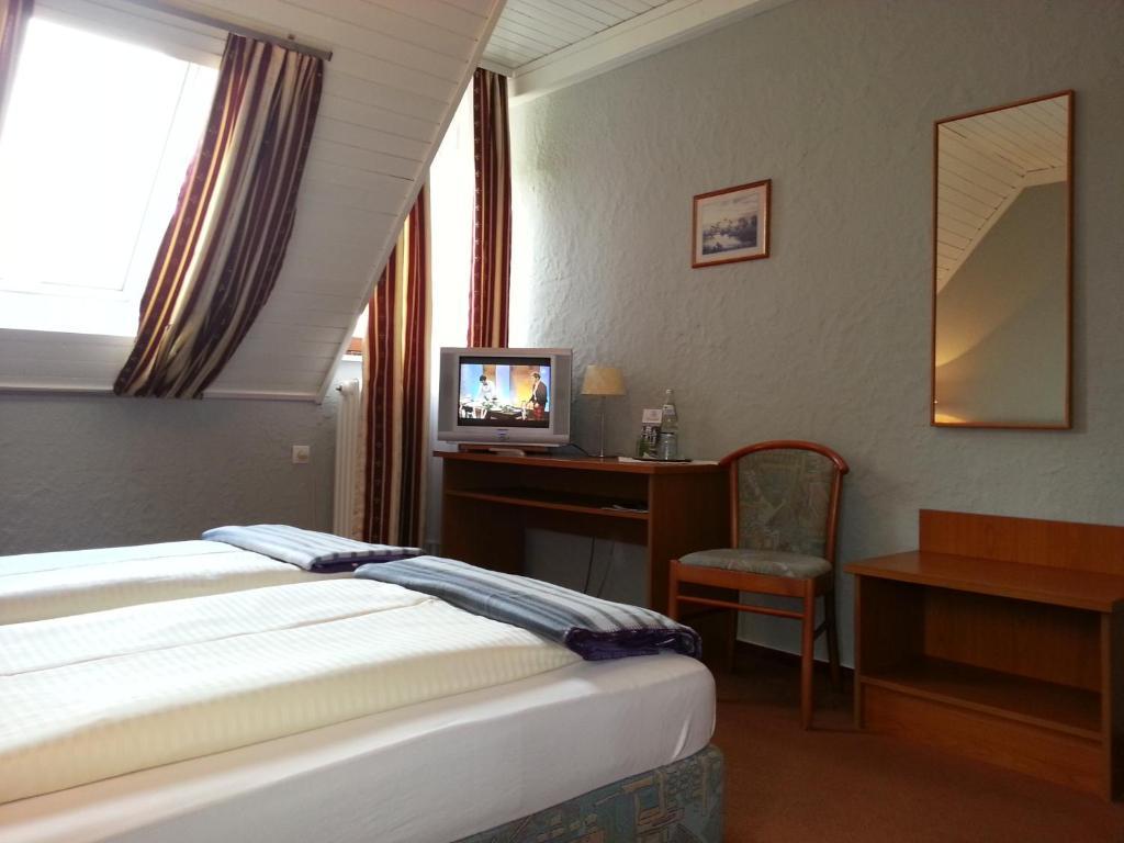 Hotel Restaurant Klostermuehle รอยท์ลิงเงน ภายนอก รูปภาพ
