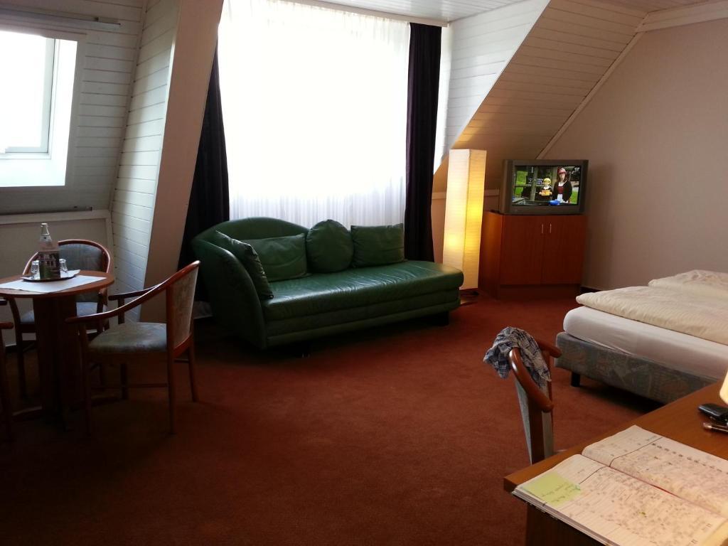 Hotel Restaurant Klostermuehle รอยท์ลิงเงน ภายนอก รูปภาพ